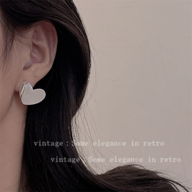 Boucles d'oreilles coeur en métal brossé au design personnalisé rétro pour femmes