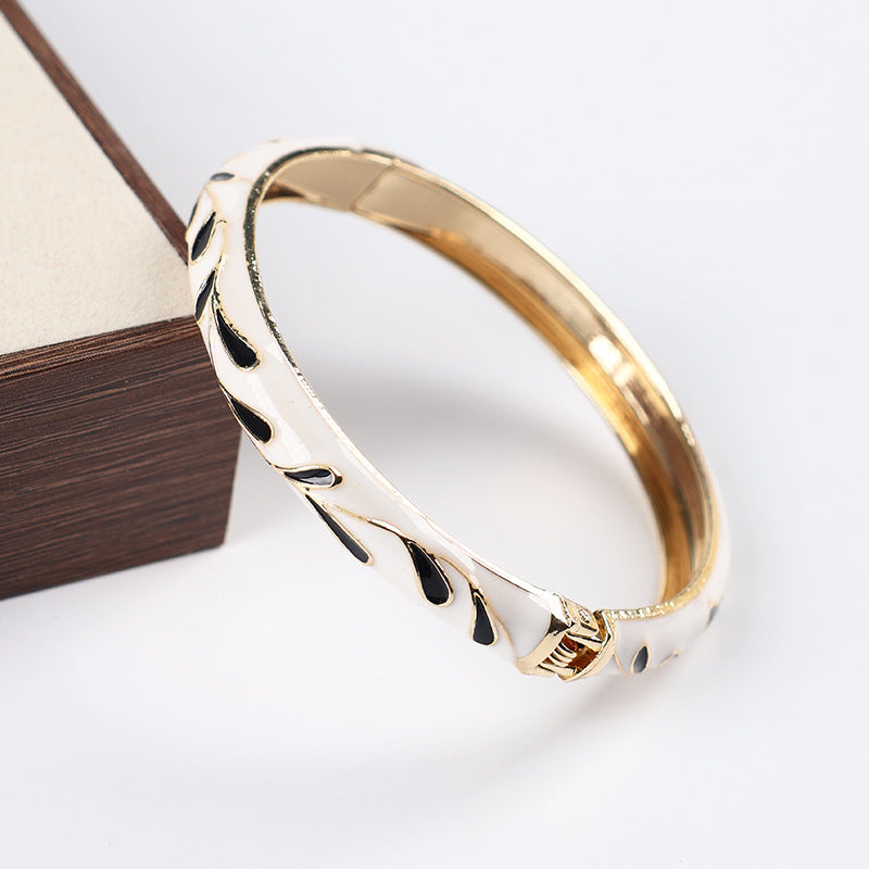 Court Cloisonne Enamel Boutique Light Luxury High-grade Design Bracelet