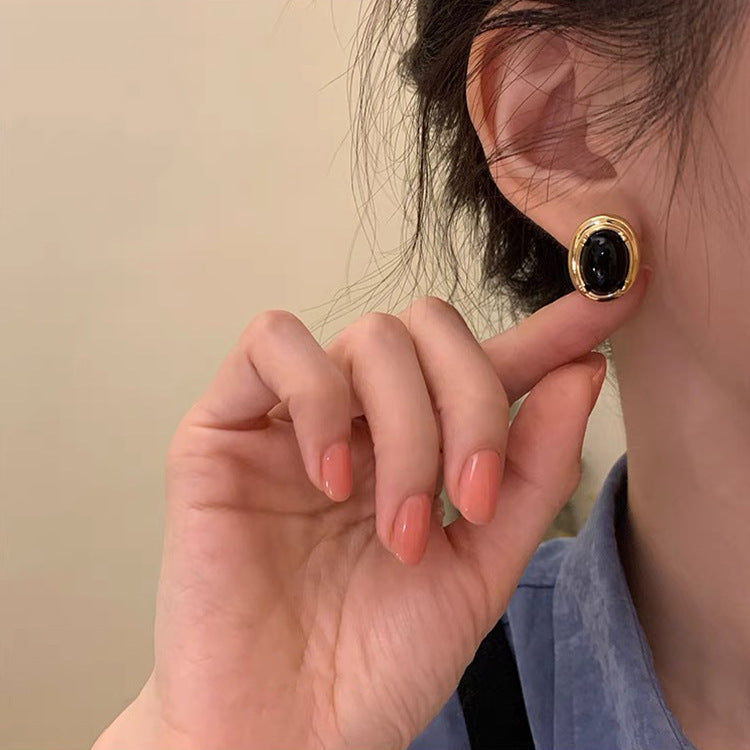 Perle ovale en métal pour femmes, boucles d'oreilles rétro de style français