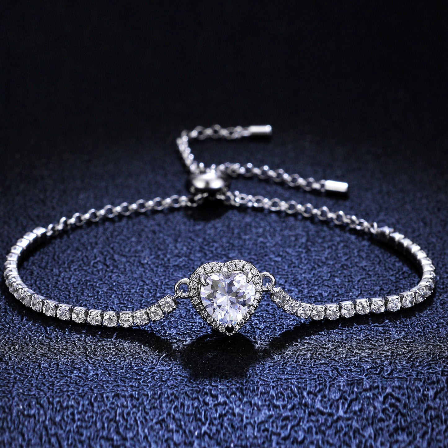 Bracelets en direct simples en forme de cœur avec diamant Sier et Moissanite pour femmes