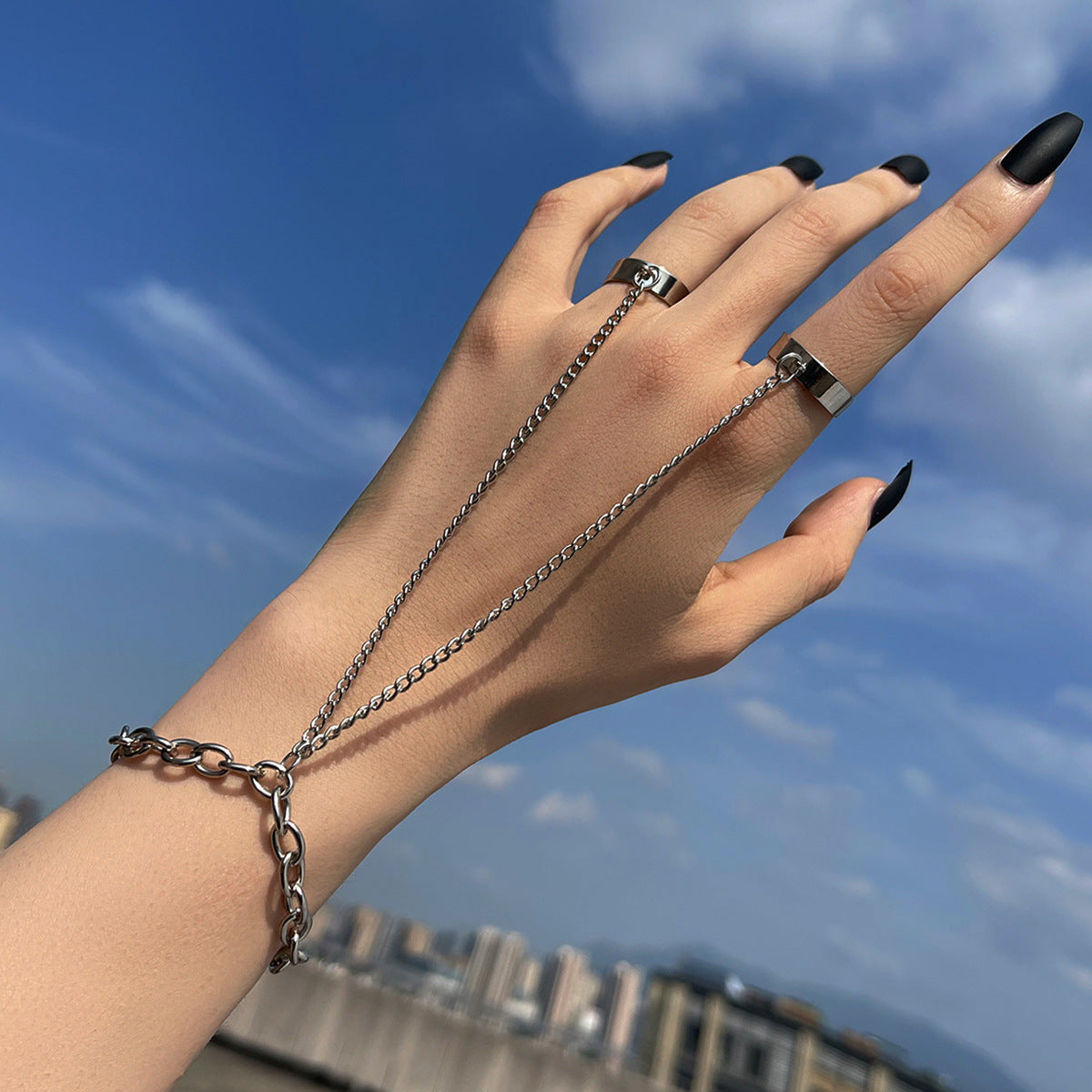 Women's Luxury Minority Advanced Finger Chain Personality Style Fashion Bracelets