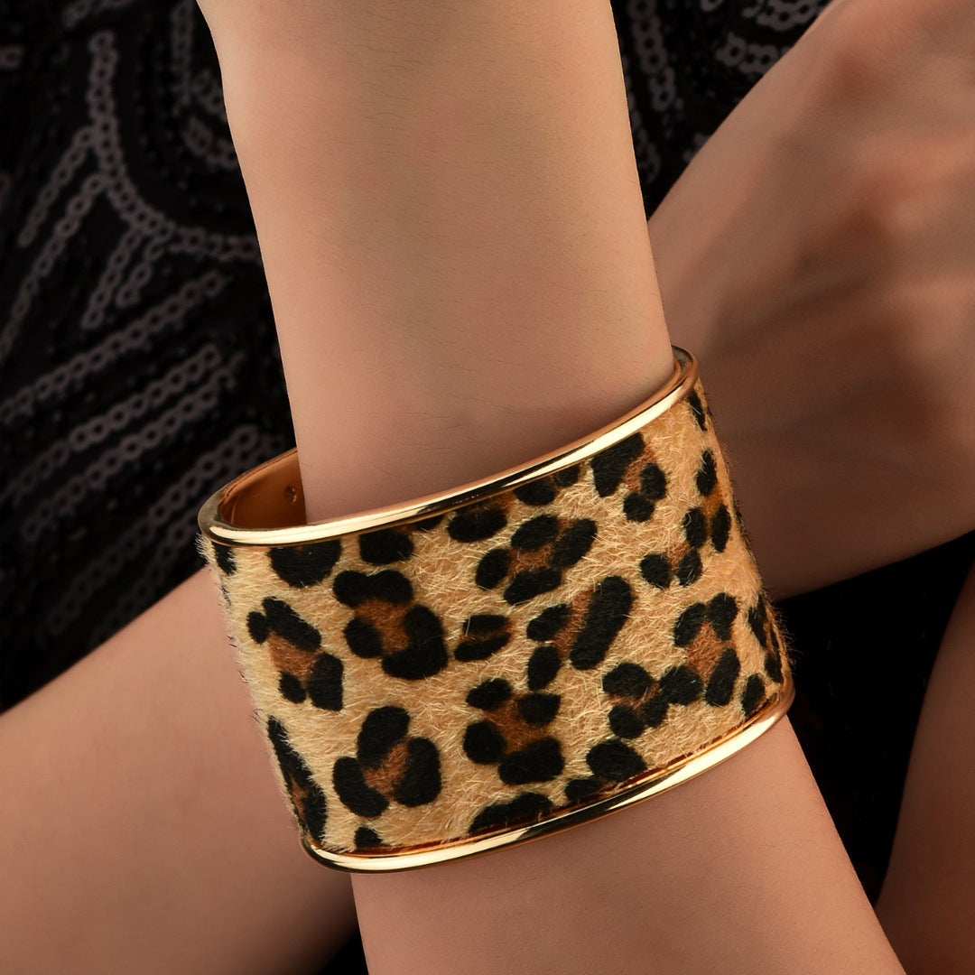 Leopard Print Bangle Exaggerated Open Personalized Fashion Bracelet