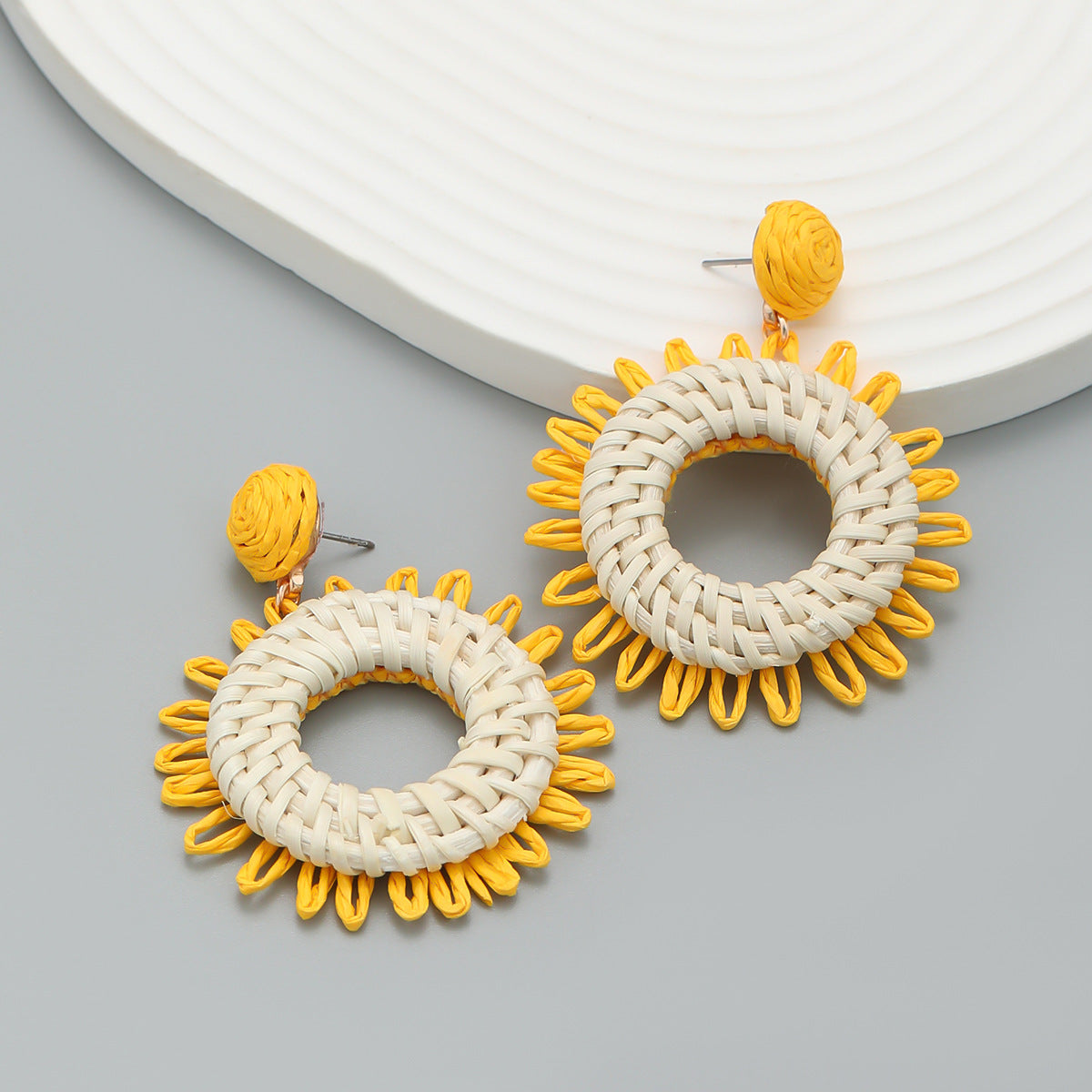 Summer Raffia Flower Female Rattan Woven Earrings