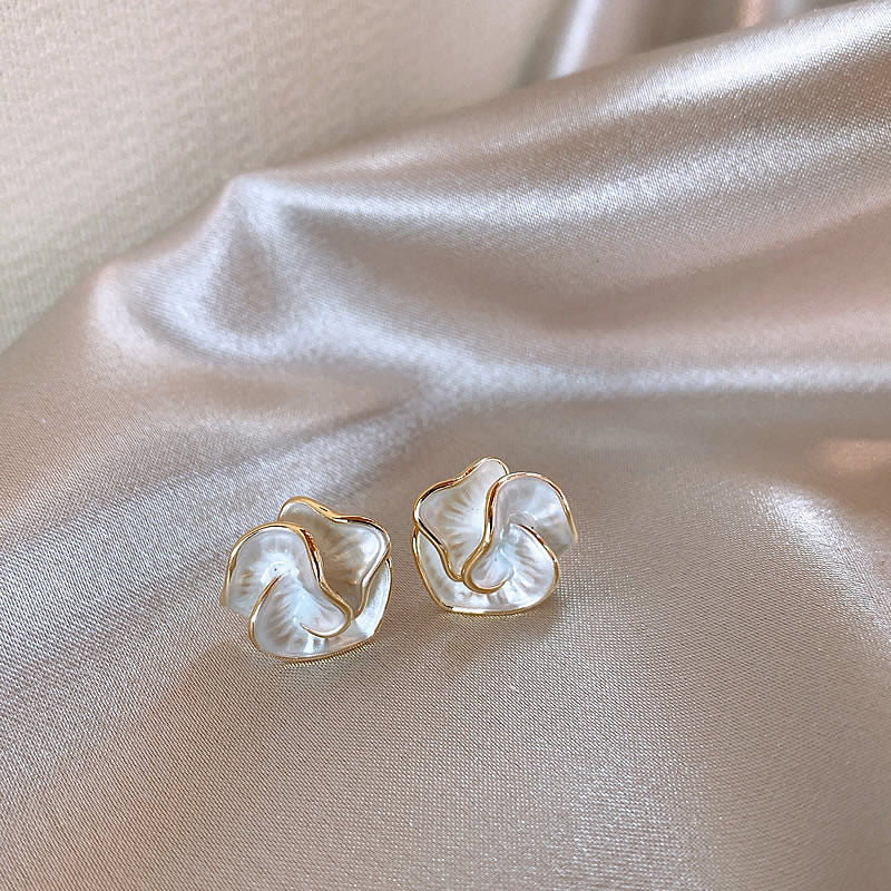 French Style Temperament Camellia Ear Top Female High Sense Flower-shaped Earrings
