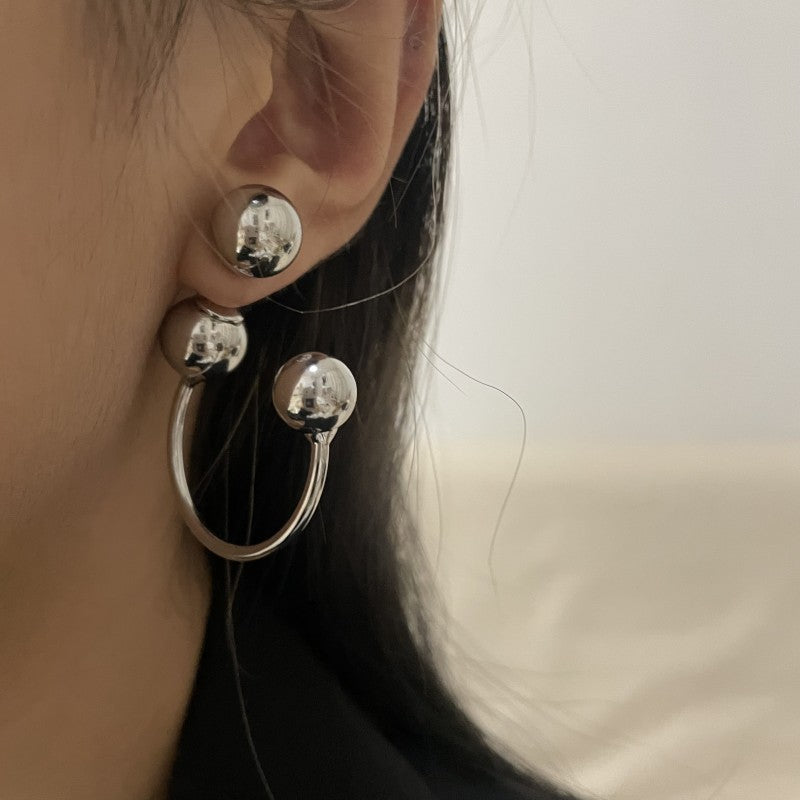 Style French Retro Metal Ball Bead Design Fashionable Quality Earrings