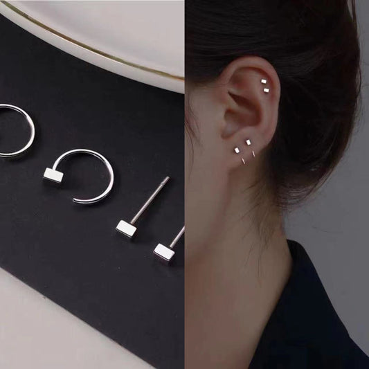 Women's Small And Exquisite Clip Bone Niche Earrings