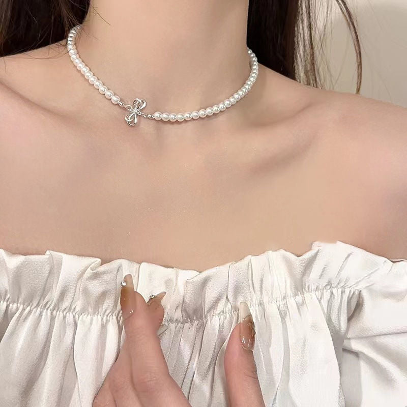 Butterfly Pearl Light Luxury Minority Design Necklace