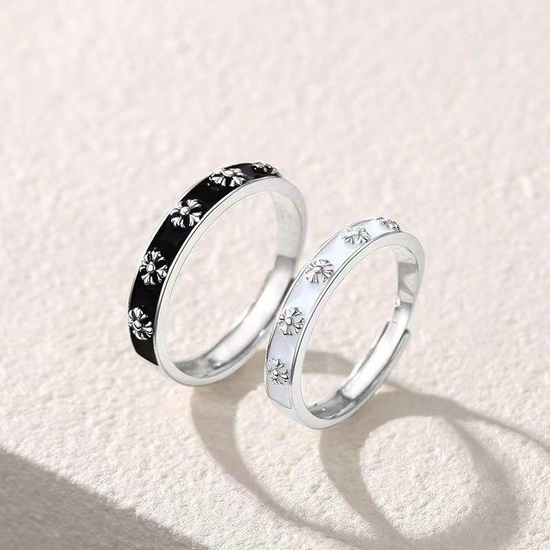 Women's & Men's & Flower-de-luce Couple And Fashion Simple Cruciate Flower Rings