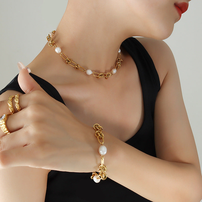 Titanium Steel Vintage Elegant Freshwater Pearl Twisted Necklaces