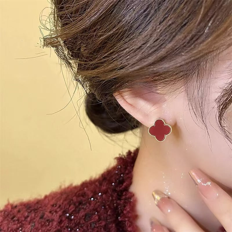 Classic Wine Red Four Leaf Clover Ear Exquisite High-grade Refined Stud Earrings
