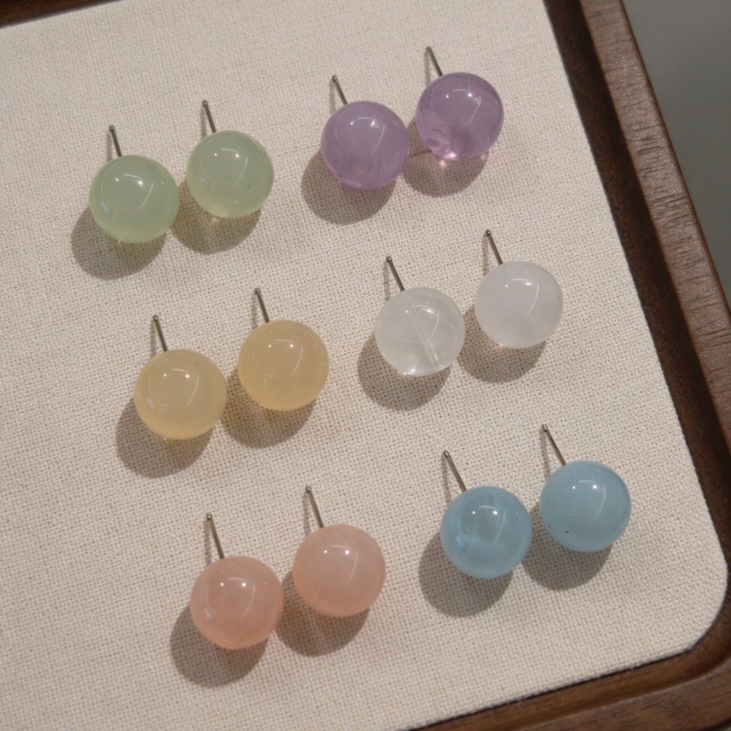 Women's Steamed Buns Bean-shaped High-grade Sense Sweet Stud Earrings
