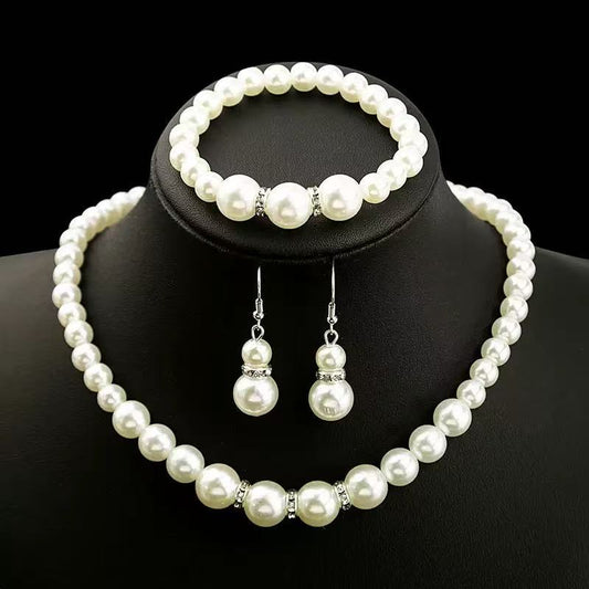 Bride Beautiful Wedding To Give Mom Shell Earrings