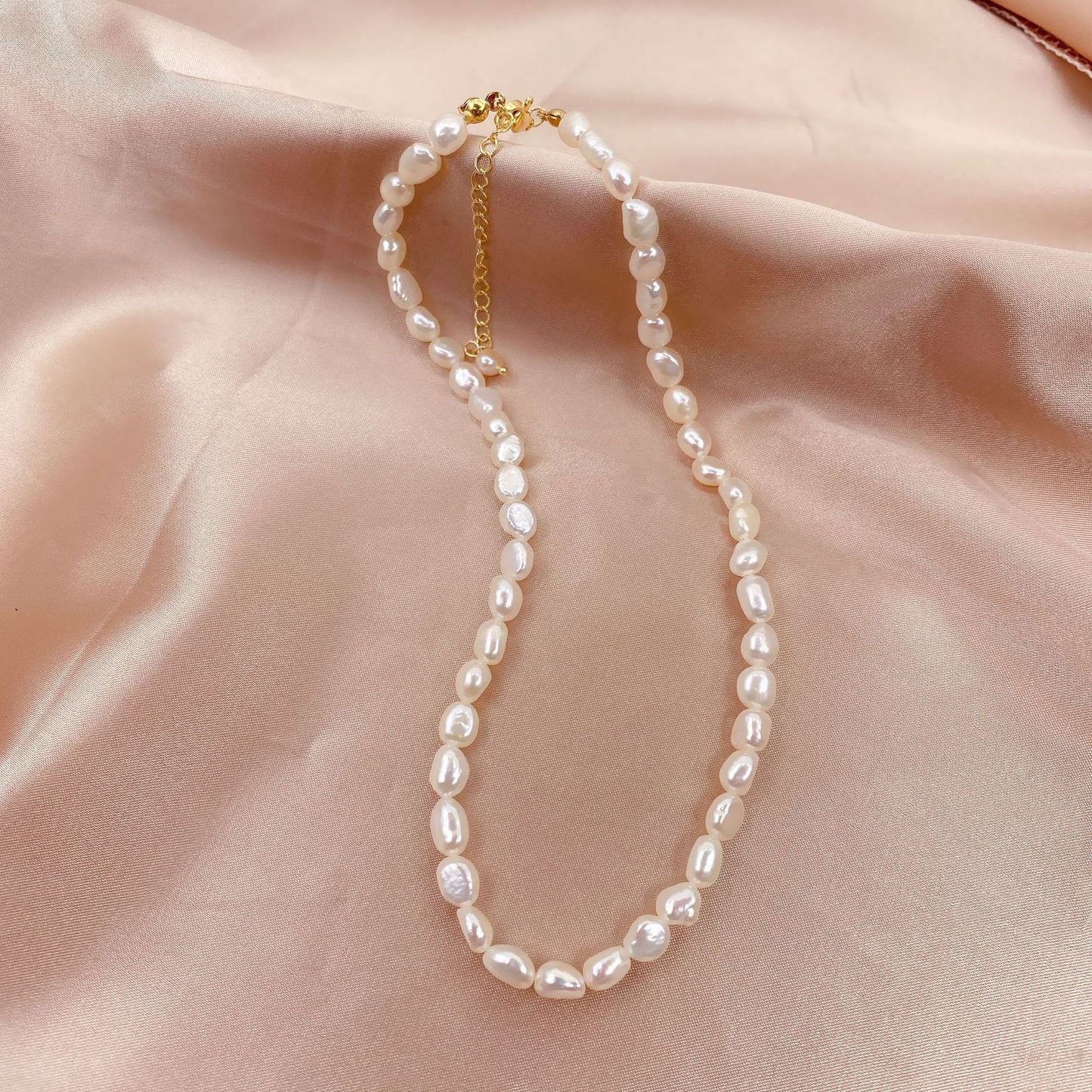 Women's Pearl French Retro Simple Graceful Elegant Necklace