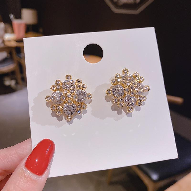 Sier Needle Light Luxury Rhinestone Zircon Earrings