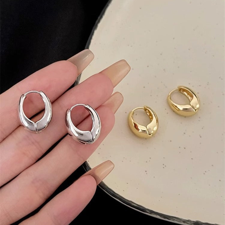 Women's French Retro Metal For Indifference Trend Niche Earrings