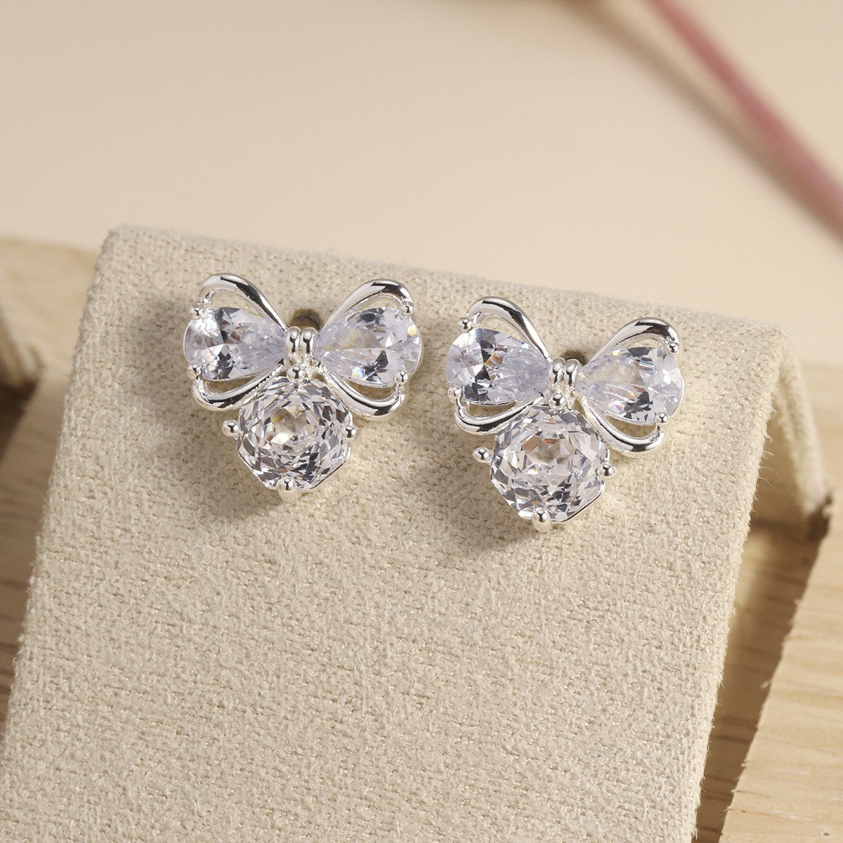 Pearl Colorful Zircon Female Fresh Temperament Stud Earrings