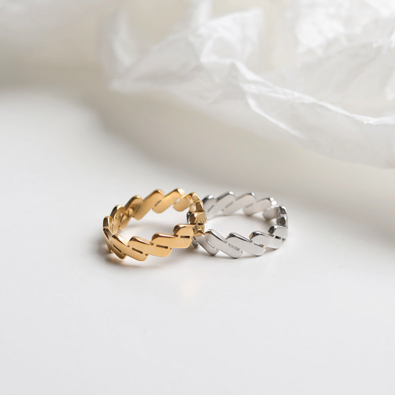 Stylish Graceful Simple Wide Diagonal Stripe Titanium Steel Female Personality Ring