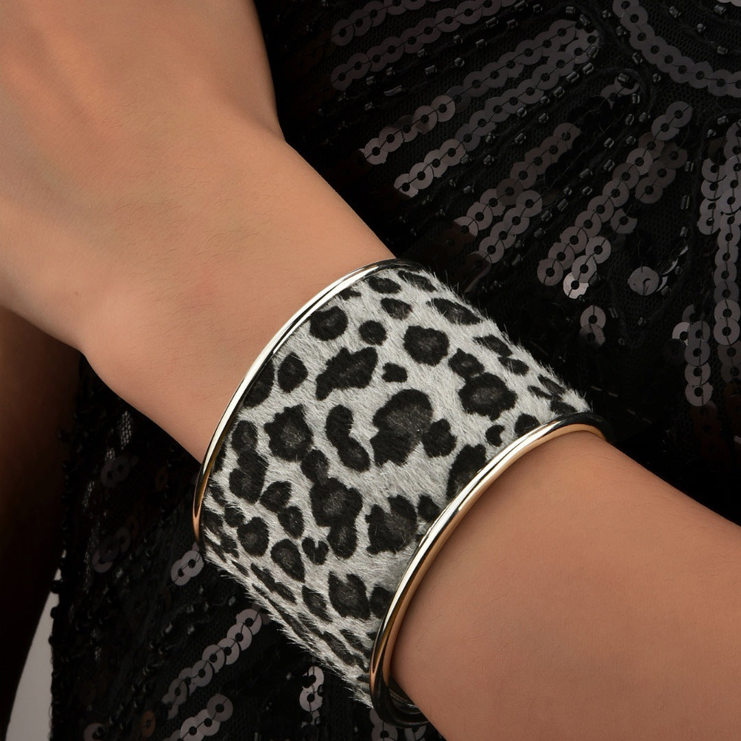 Leopard Print Bangle Exaggerated Open Personalized Fashion Bracelet