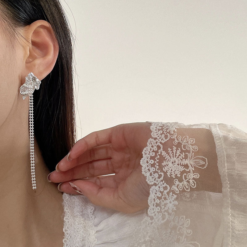 Design Advanced Light Luxury Female Tassel Earrings