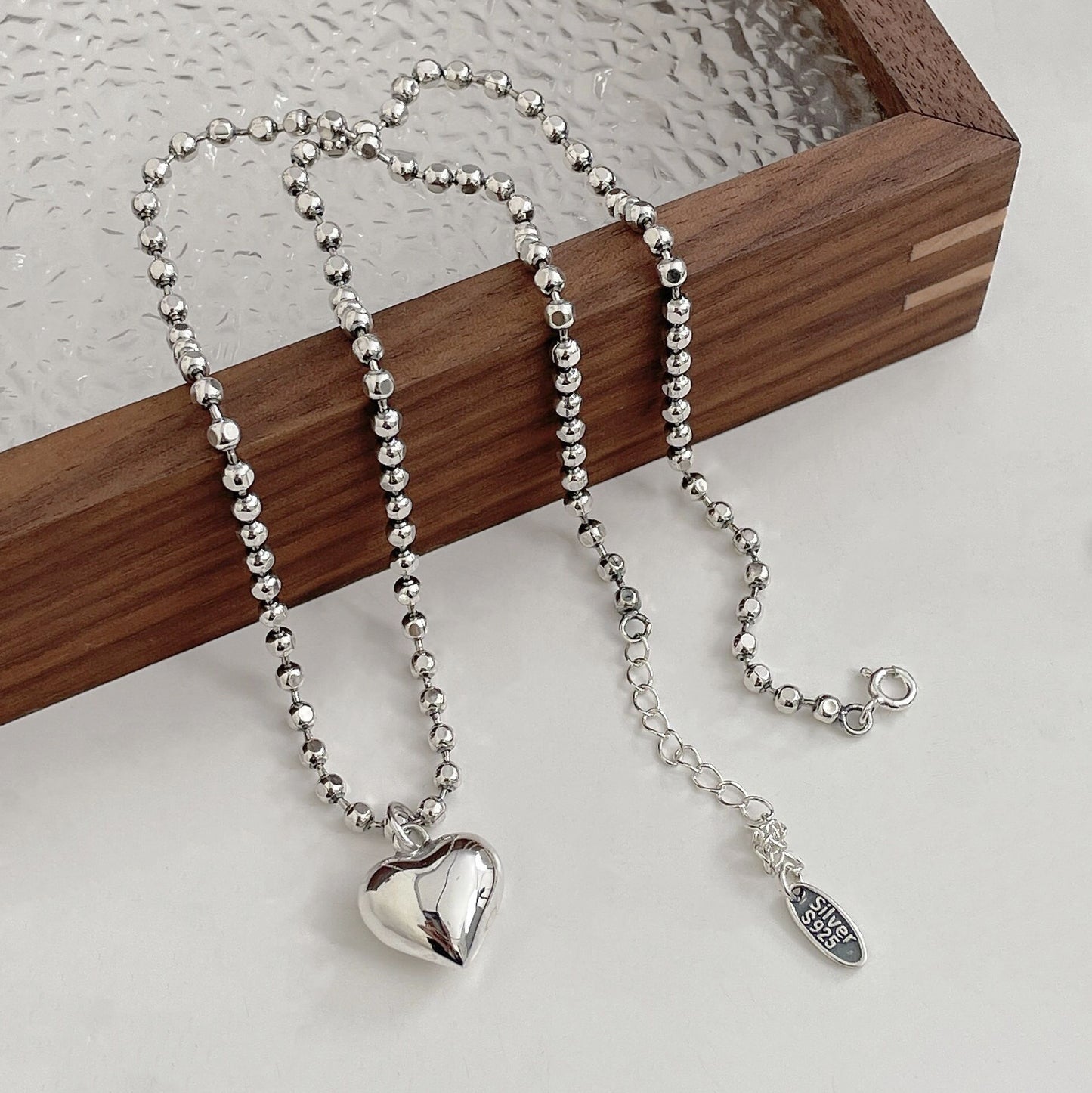 Women's Sier Love Simple Retro Sterling Short Necklaces