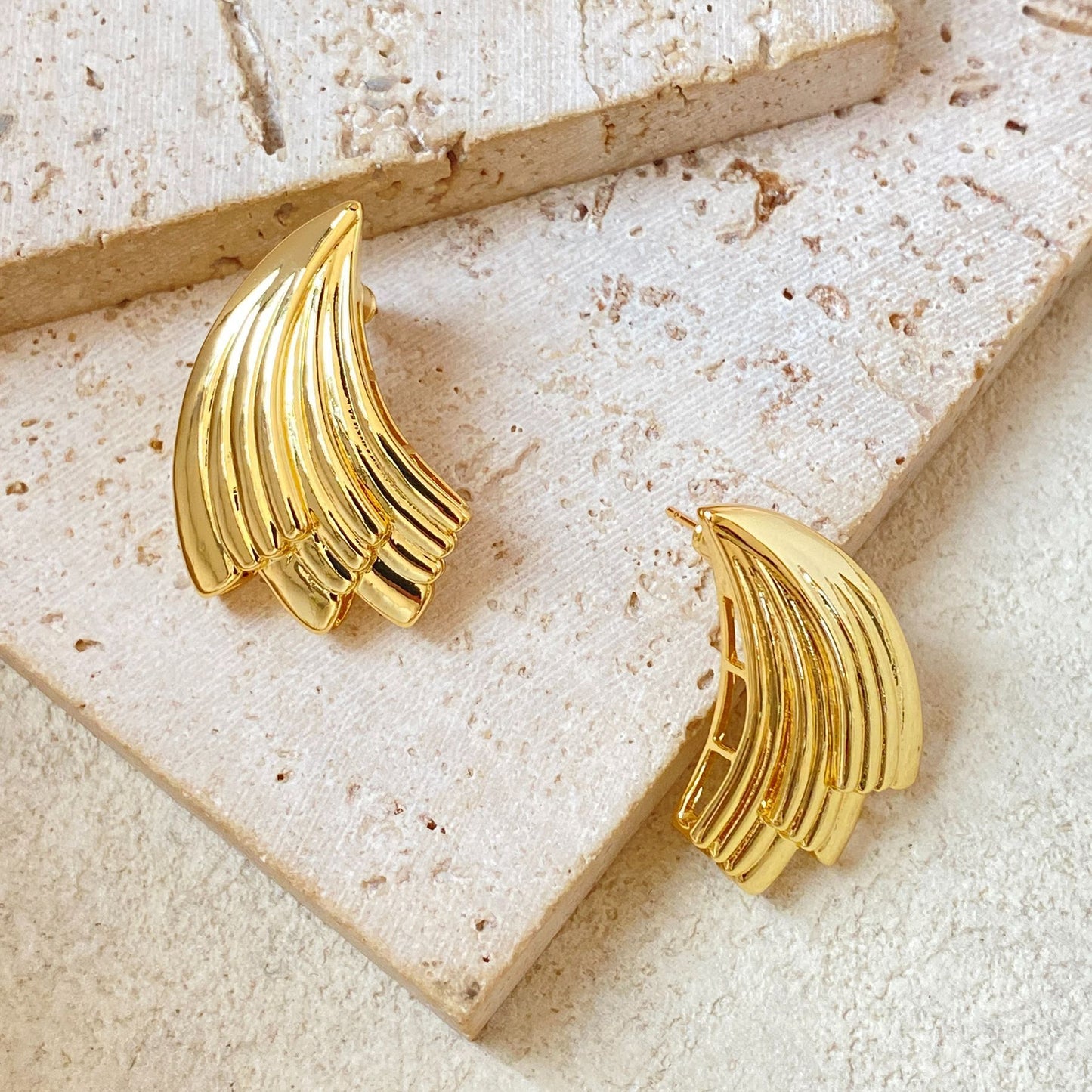 Striped Design Wind Pleated Retro Angel Wings Advanced Stud Earrings