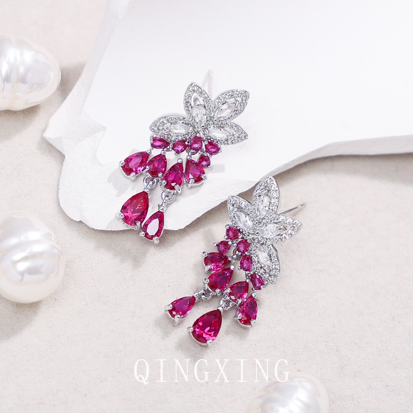 Women's Flower Design Light Luxury Banquet Dress High-grade Earrings