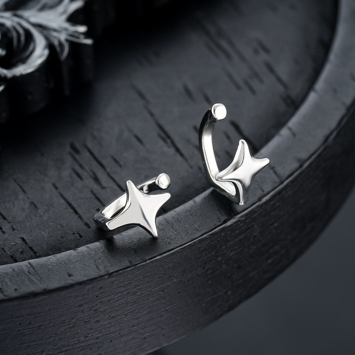 Men's Earless Light Luxury Fashion Female Niche Ear Clip