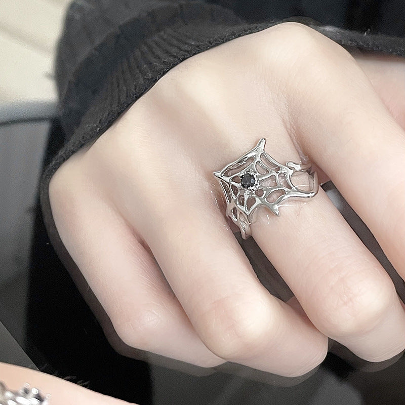 Light Luxury Cold Wind Spider Combination Rings