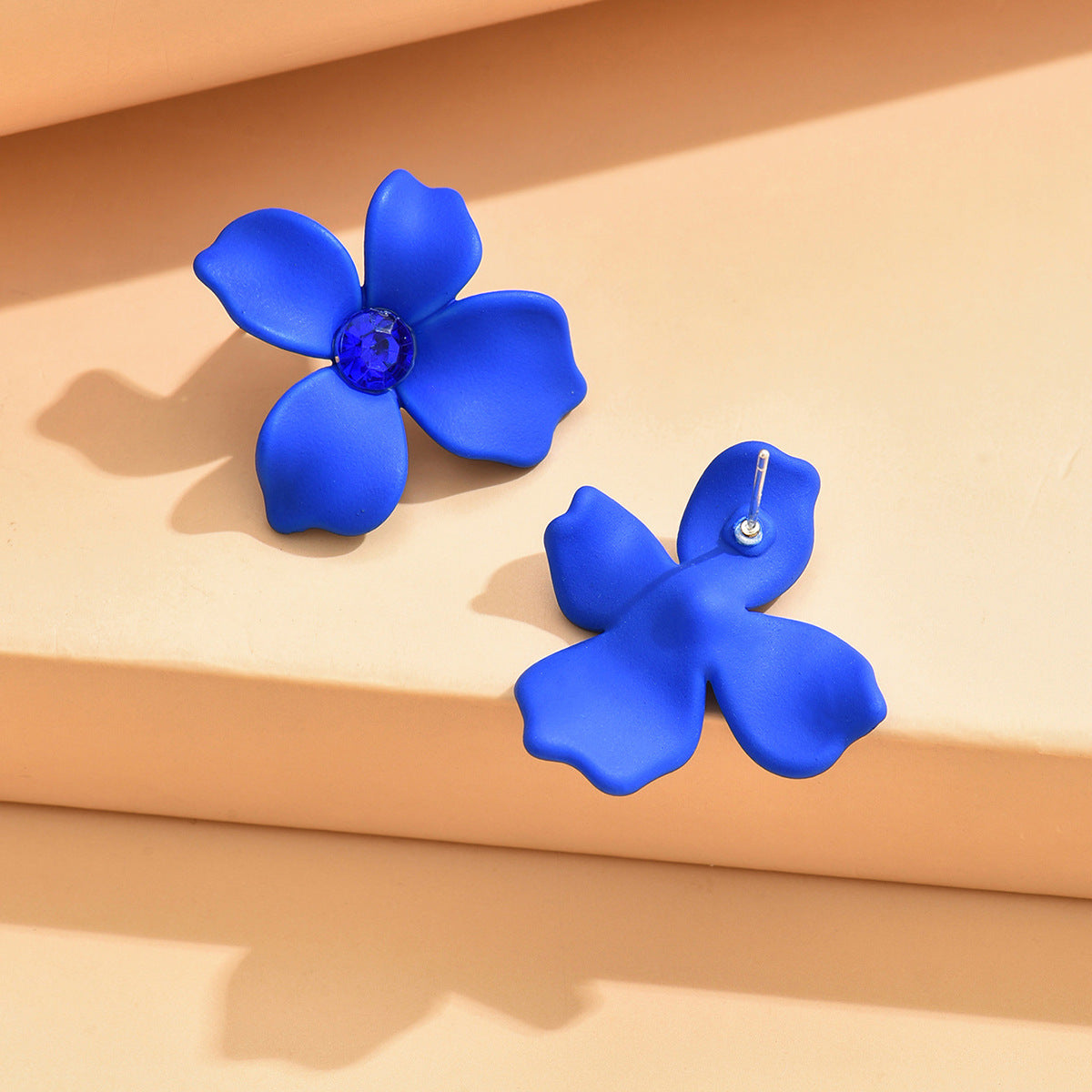 Women's Style Sweet Fresh Simple Paint Flower Personalized Fashionable Irregular Petal Earrings
