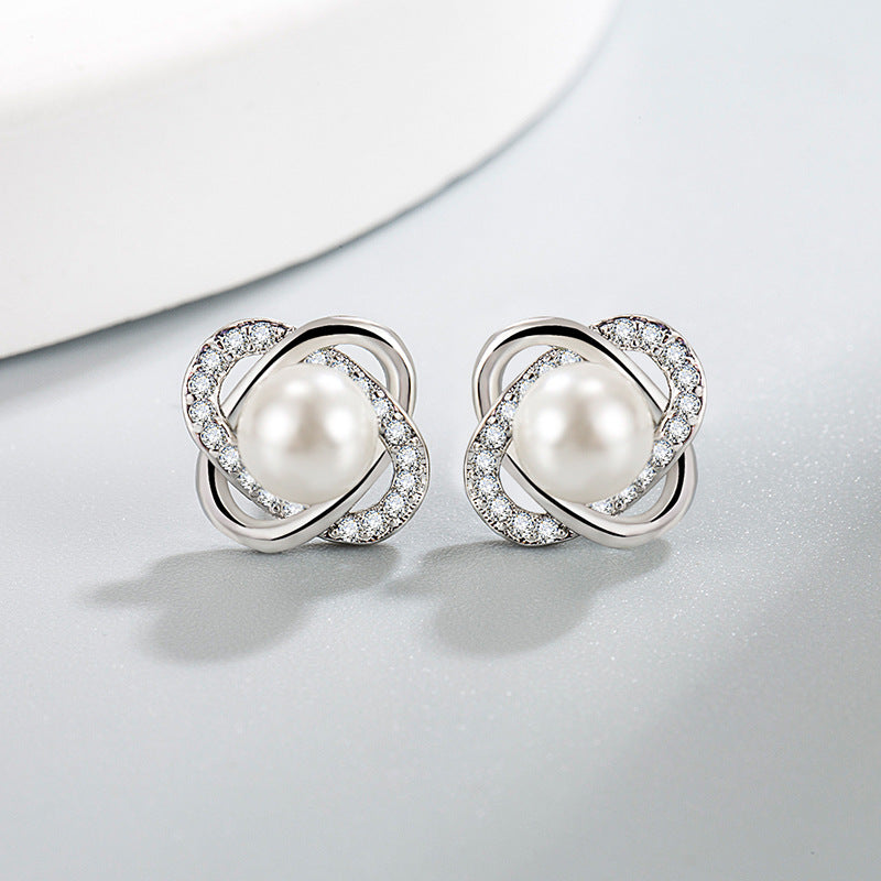 Boucles d'oreilles femme cercle imitation perle capricieuse et personnalisée