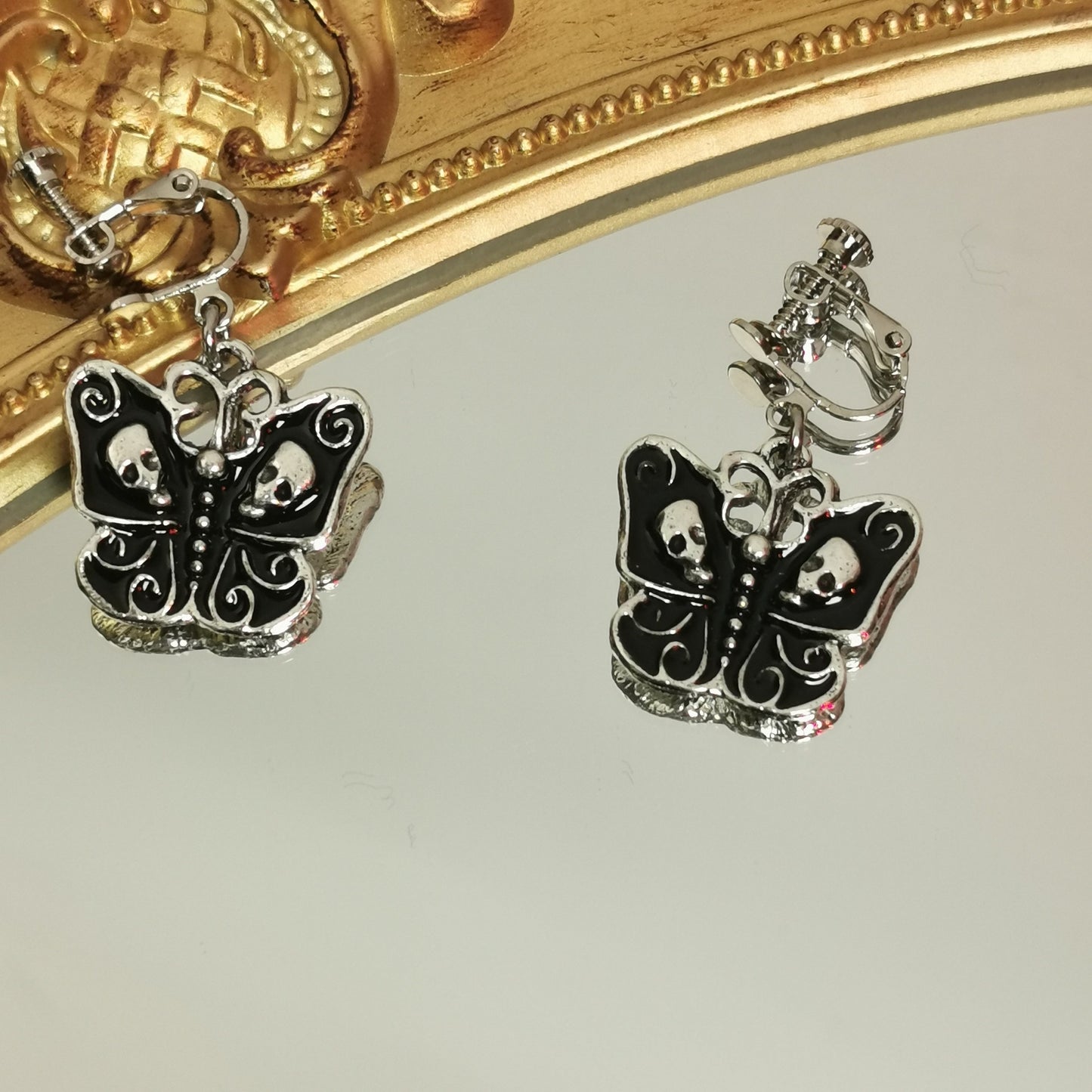 Butterfly And Skull Gothic Sier Black Rings