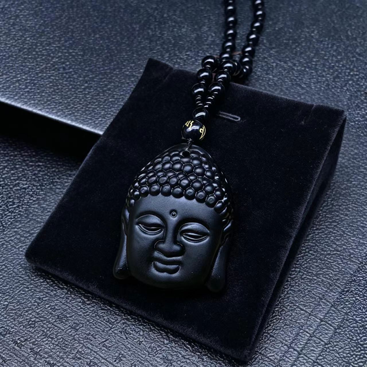 Head Imitation Beryl Maitreya Main Sweater Chain Scenic Pendants