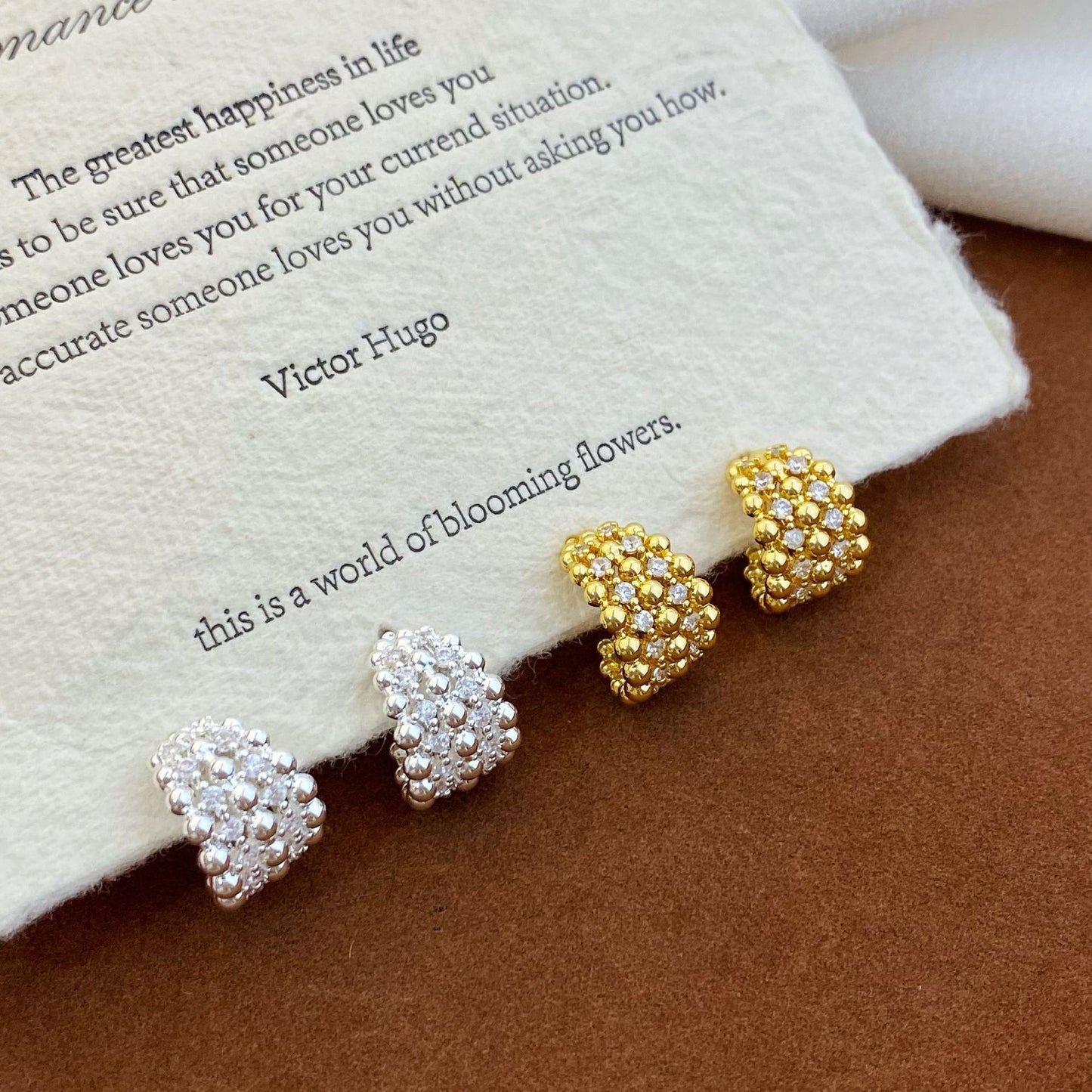 Korean Style Geometric Inlaid Zircon Shaped Trendy Female Commuter Stud Earrings