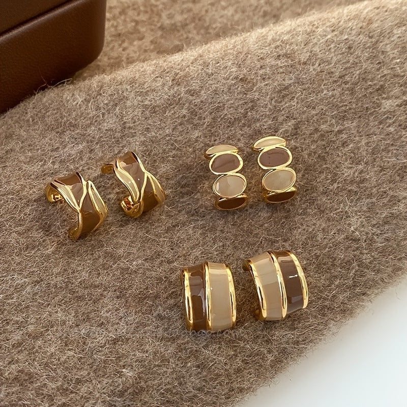 Coffee Color Round Retro Elegant Wild Minority Fashion Earrings