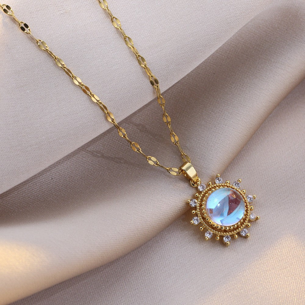 Female Sweet Cool Sunflower Zircon Special Interest Light Luxury Necklaces