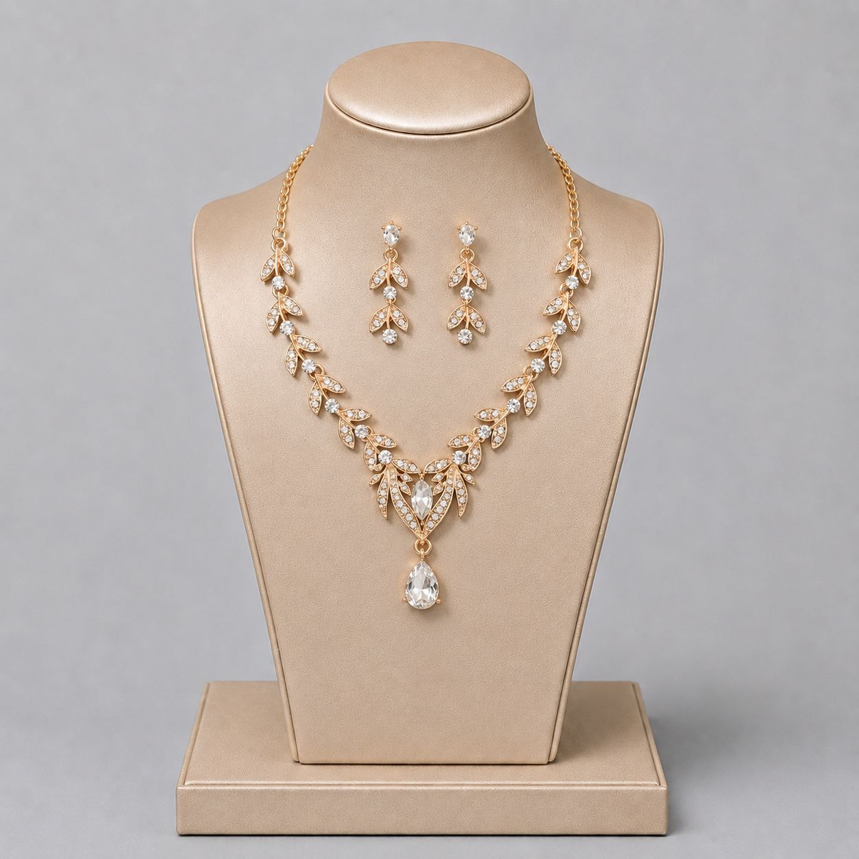 Alloy Rhinestone Light Luxury Dinner Dress Jewelry Set