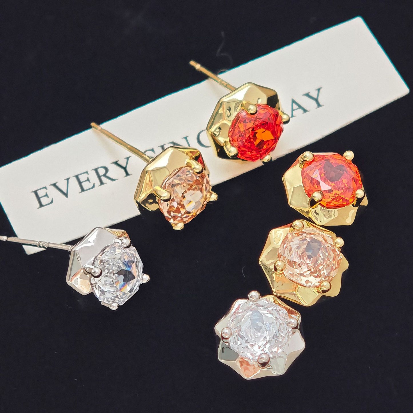 Women's Versatile Zircon Light Luxury Simple Casual Earrings