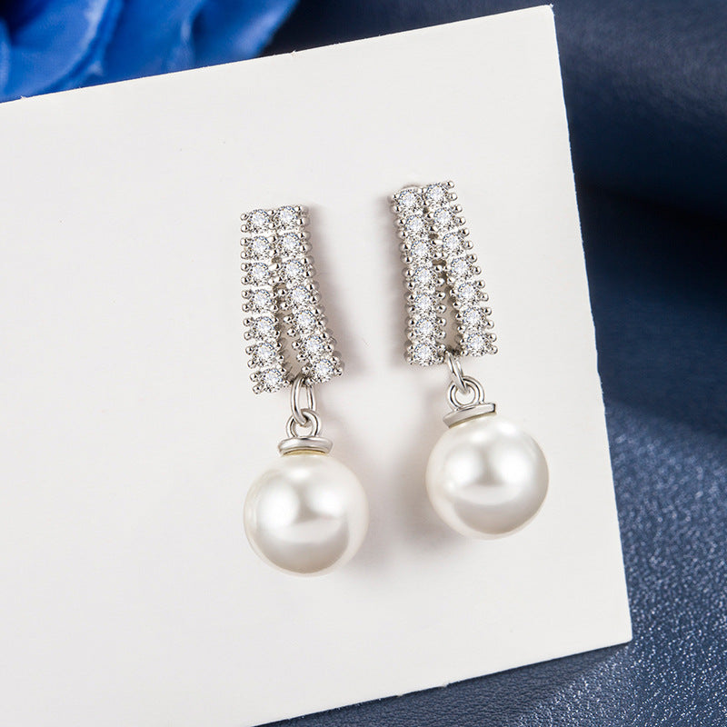 Women's Fashion Korean Style Pearl Jewelry Earrings