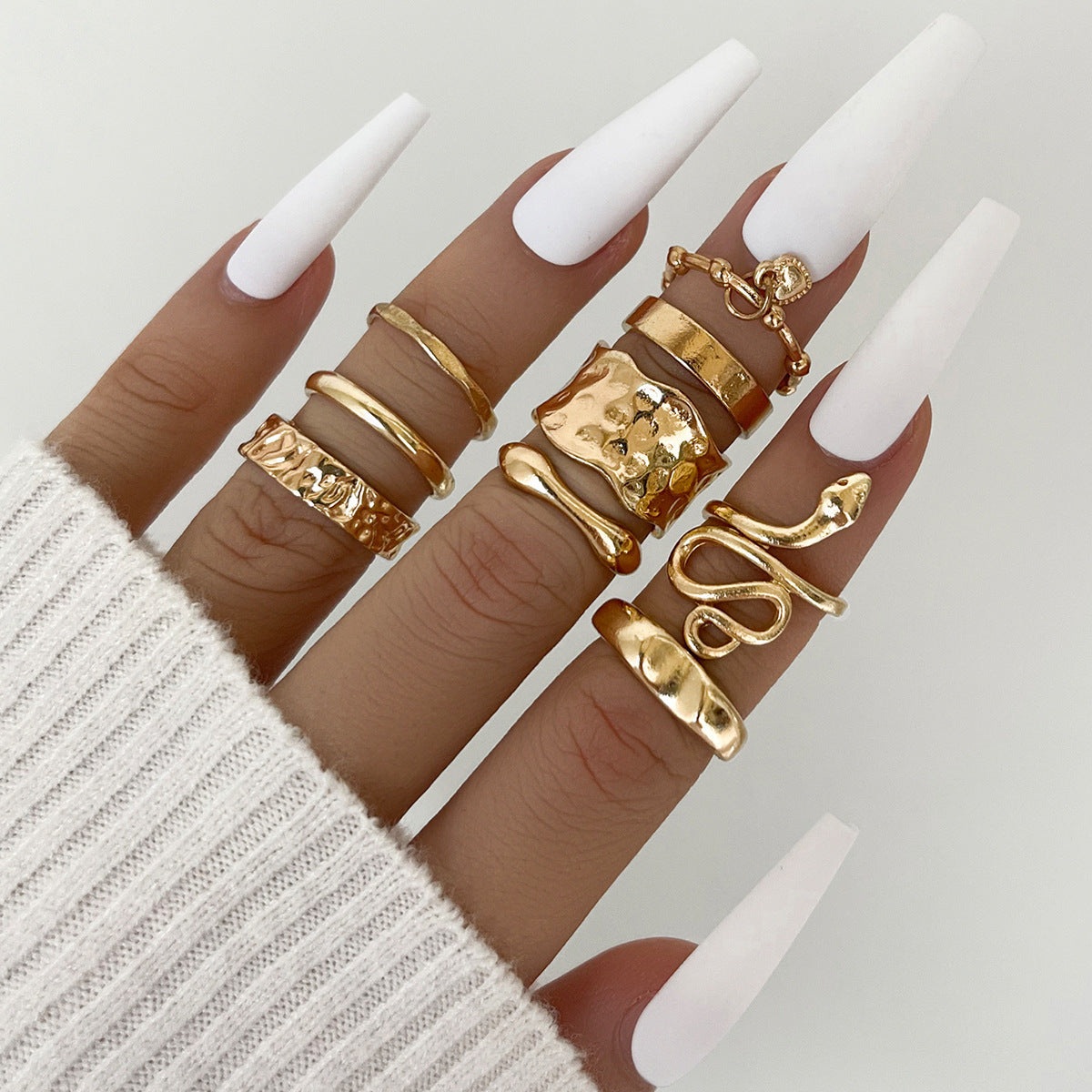 Clearance Vintage Creative Heart Hollow Butterfly Rings