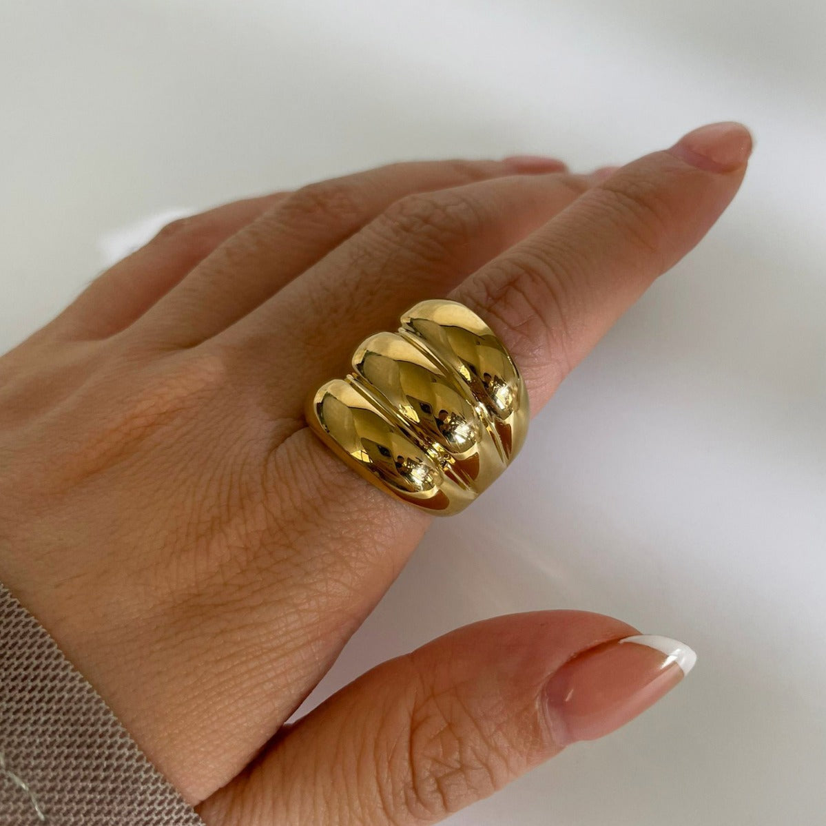 Cold Style Titanium Steel Three Contrast Color Gold Ring