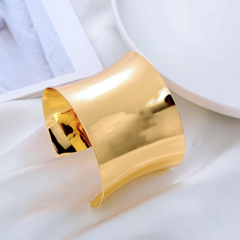 Fashion Metal Glossy Surface Geometric Arc Bracelet