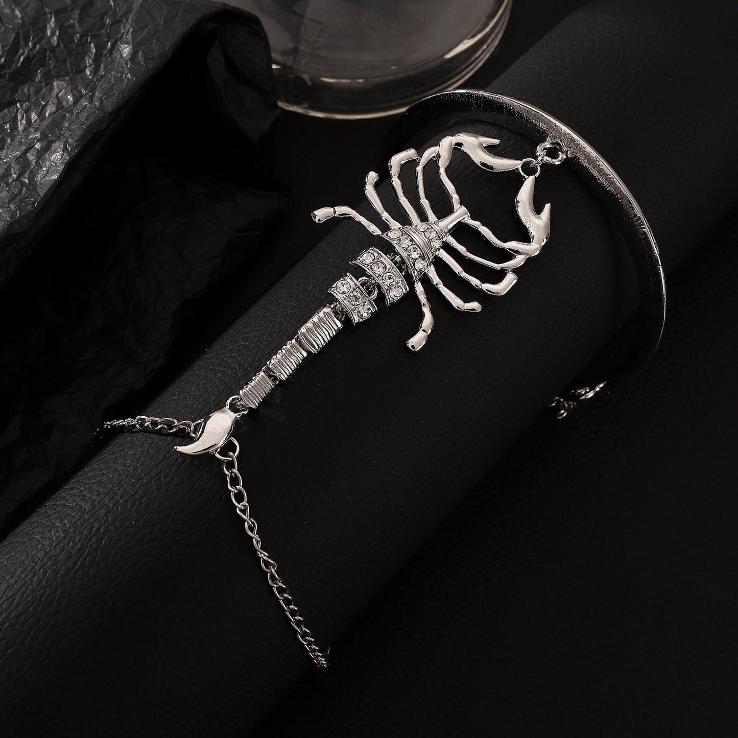 Chain Strip Armband High-grade Exquisite Versatile Opening Bracelets