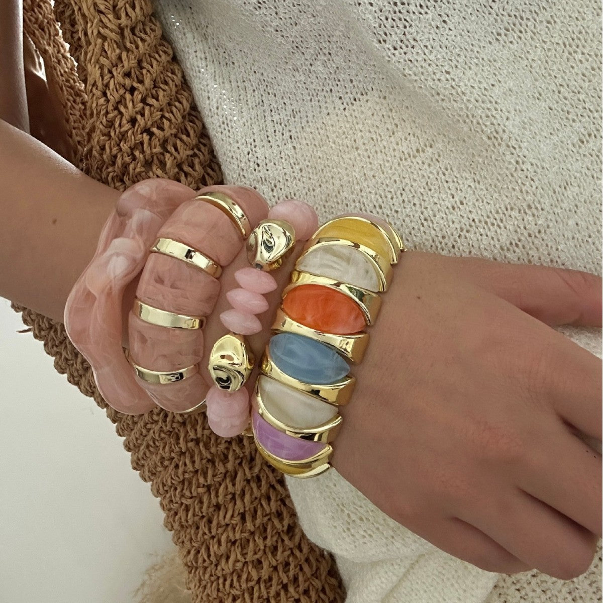 Dopamine Vacation Style Wide-brimmed Niche Design Bracelet