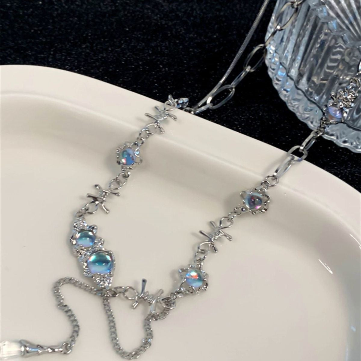 Niche Advanced Design Light Luxury Sweet Cool Hot Clavicle Chain Necklaces