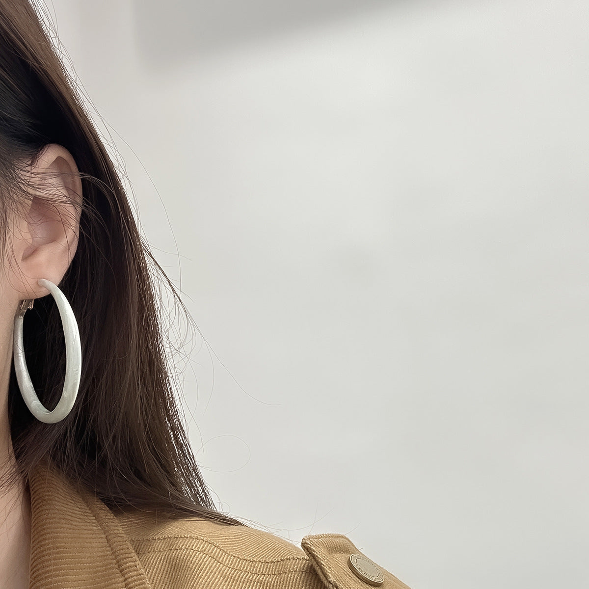 Atmosphere Exaggerated Fashion Commuter Style Simple Stud Earrings