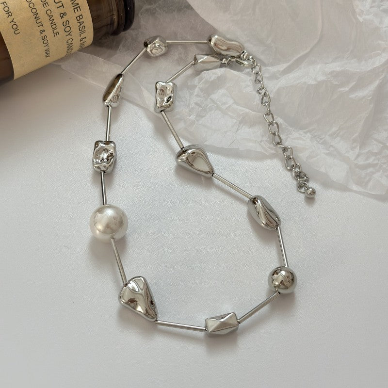 Women's & Men's Design Irregular Metal Pearl Stitching Personality Clavicle Chain Necklaces