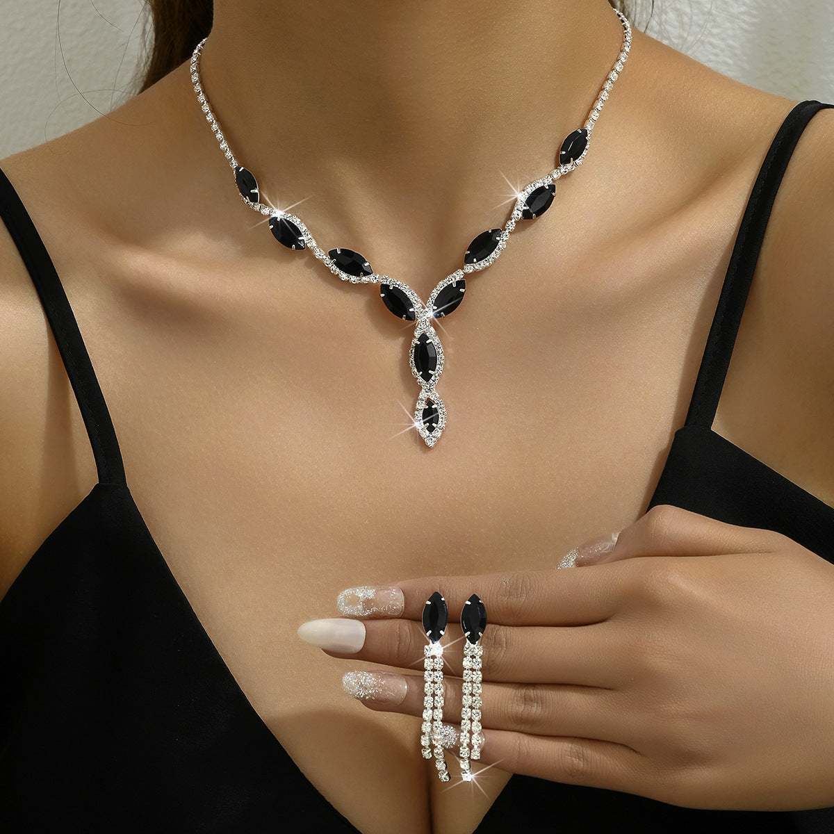 Personalized Color Horse Eye Water Drop Tassel Jewelry Set