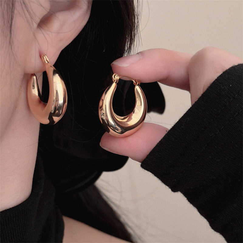 Simple Metal Circle Clip Niche Unique Design Minimalist Graceful Ear Buckle
