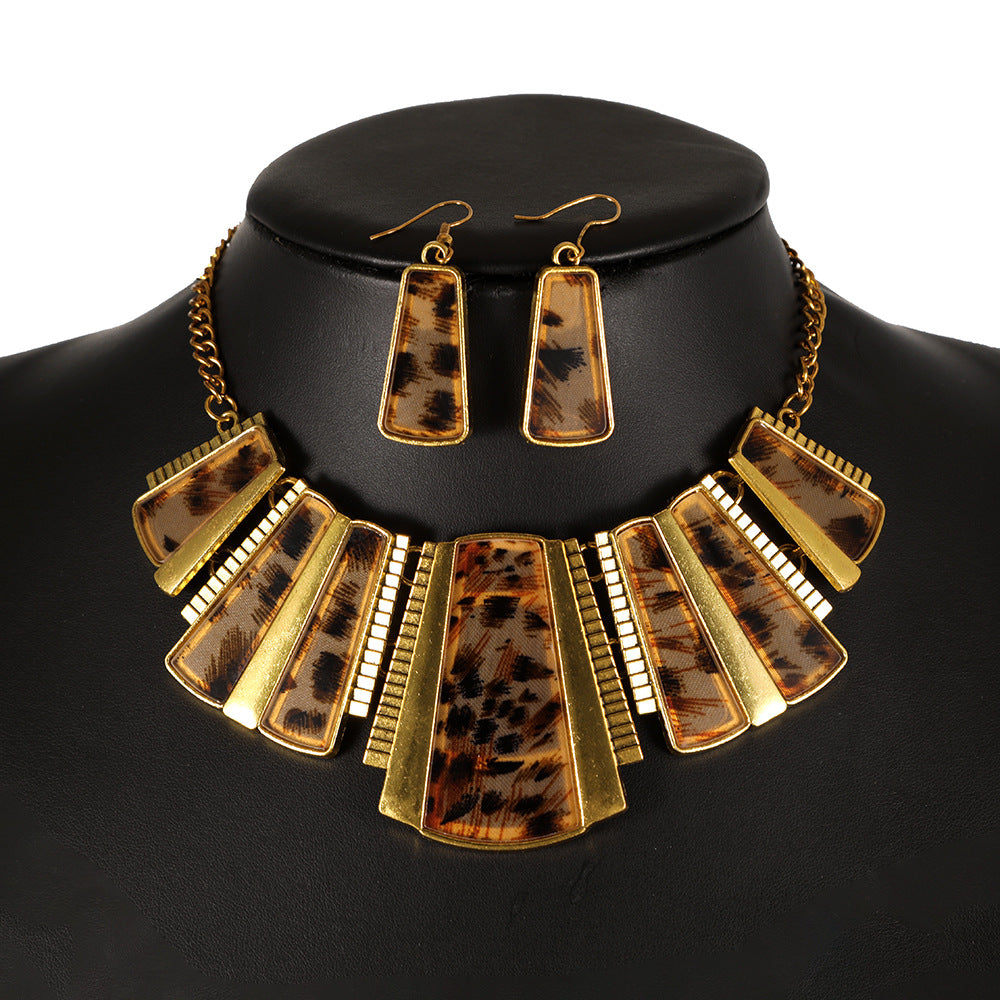 Women's Vintage Leopard Print Alloy Exaggerated And Necklaces