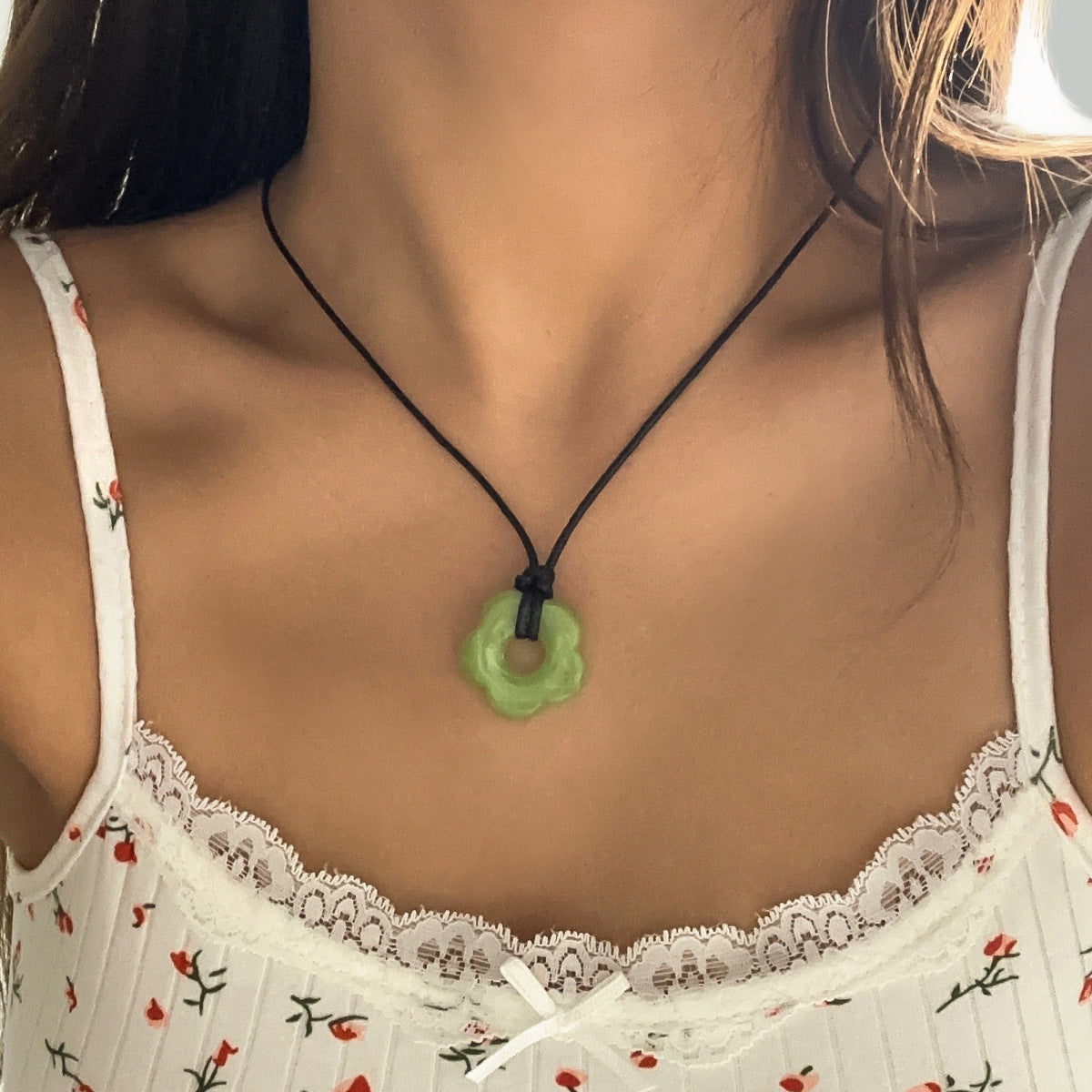 Style Niche Design Flower Wax Line Necklaces